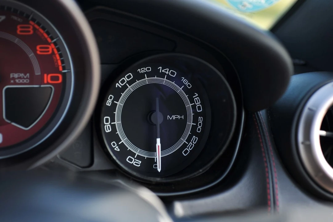 2010 Ferrari California - Image 28 of 30