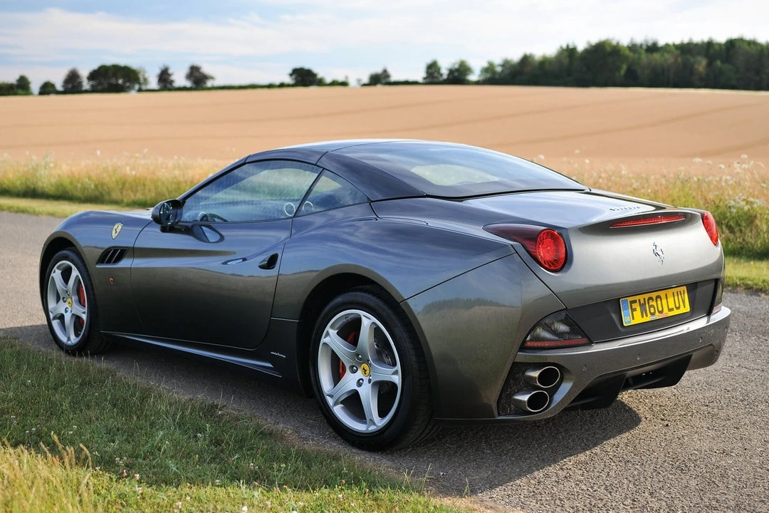 2010 Ferrari California - Image 11 of 30