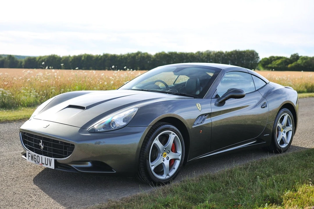 2010 Ferrari California - Image 12 of 30
