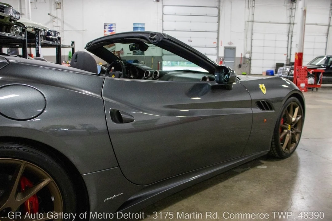 2010 Ferrari California - Image 24 of 31
