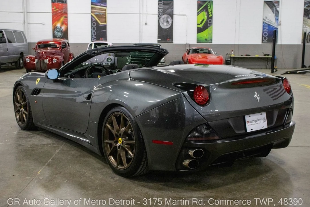 2010 Ferrari California - Image 5 of 31