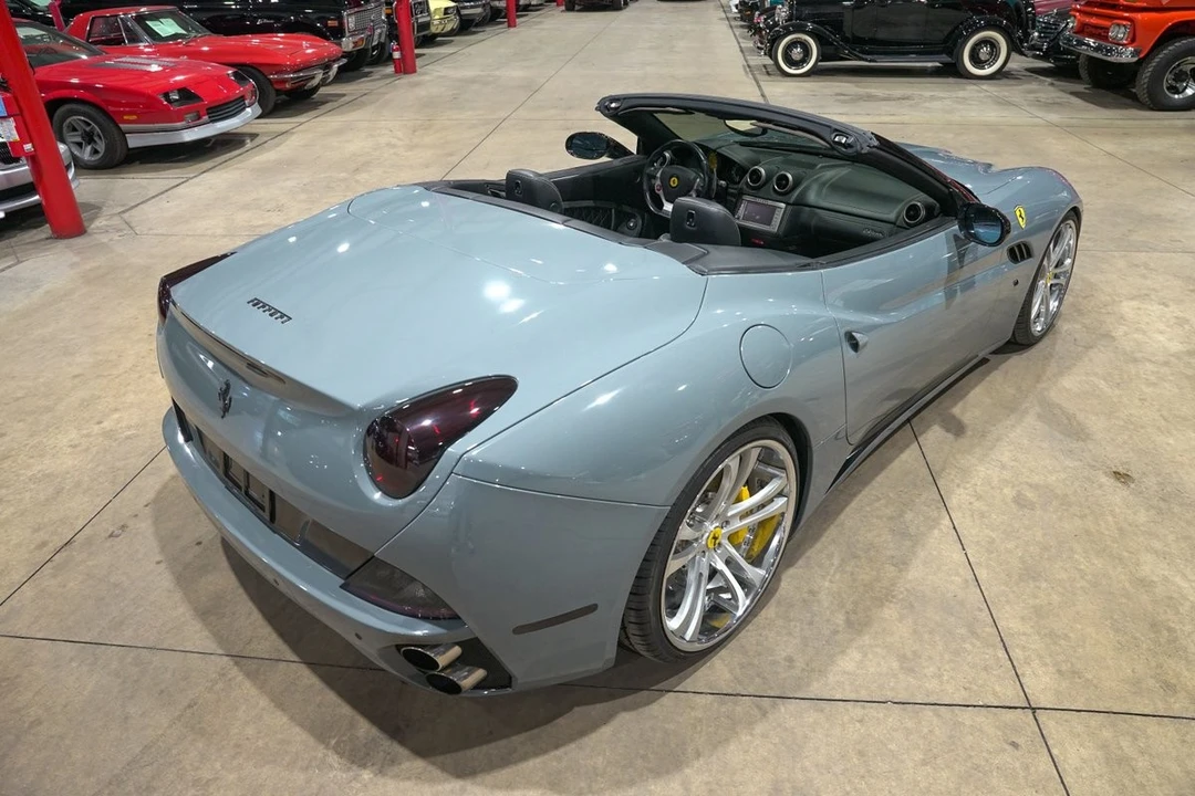 2010 Ferrari California - Image 17 of 31
