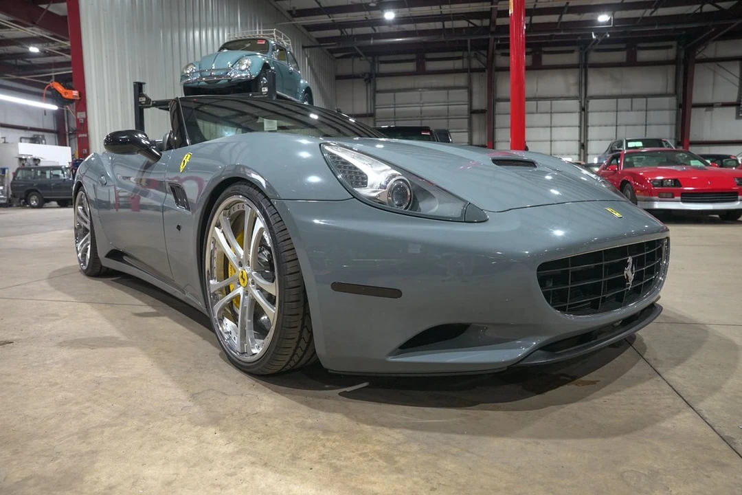 2010 Ferrari California - Image 12 of 31