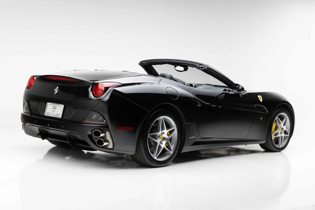 2010 Ferrari California - Image 21 of 31
