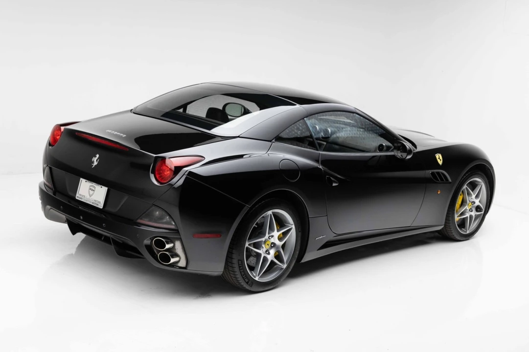 2010 Ferrari California - Image 3 of 31