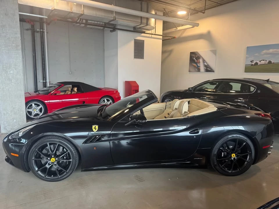 2010 Ferrari California - Image 9 of 10