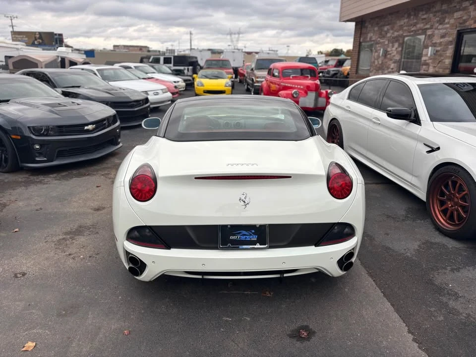 2010 Ferrari California - Image 6 of 10