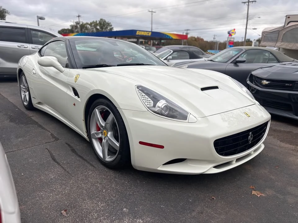 2010 Ferrari California - Image 3 of 10