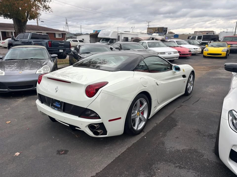 2010 Ferrari California - Image 4 of 10