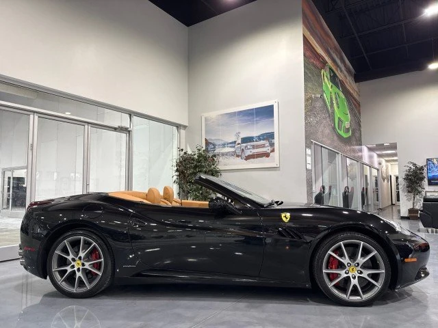 2010 Ferrari California - Image 5 of 20