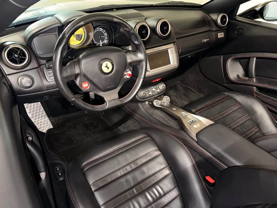2010 Ferrari California - Image 6 of 12
