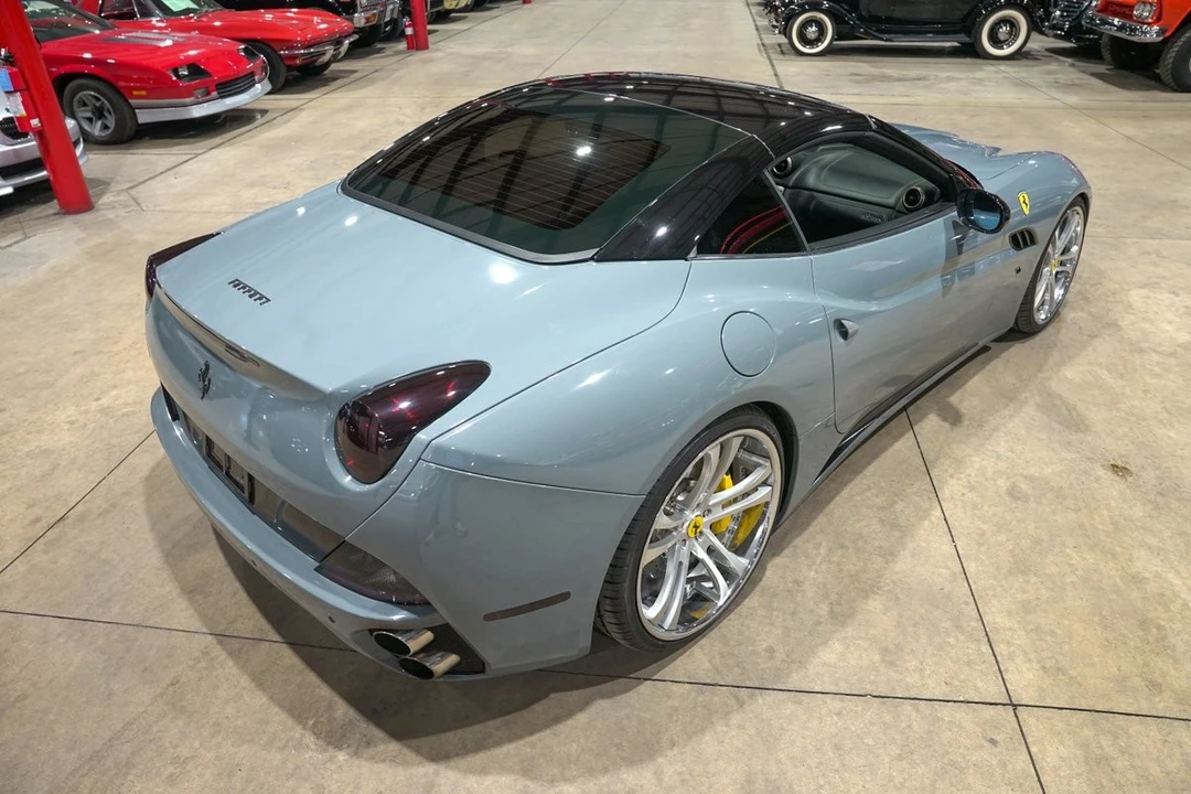 2010 Ferrari California - Image 29 of 31