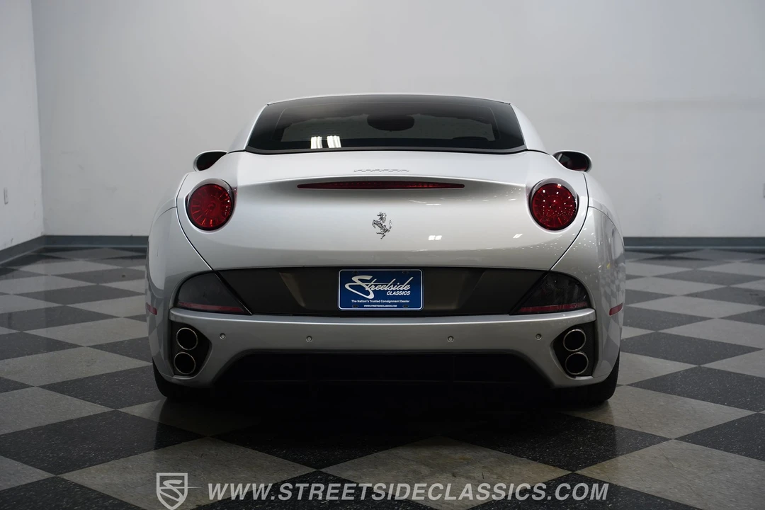 2010 Ferrari California - Image 10 of 31