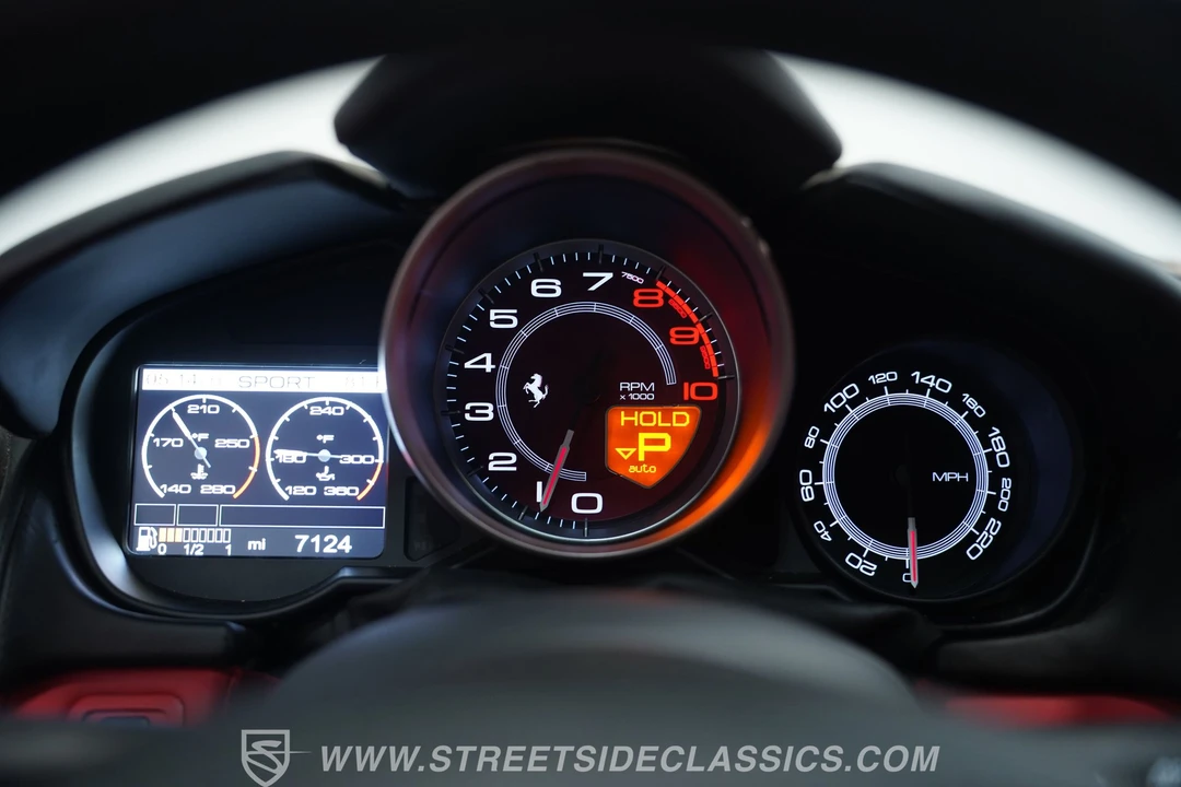 2010 Ferrari California - Image 25 of 31
