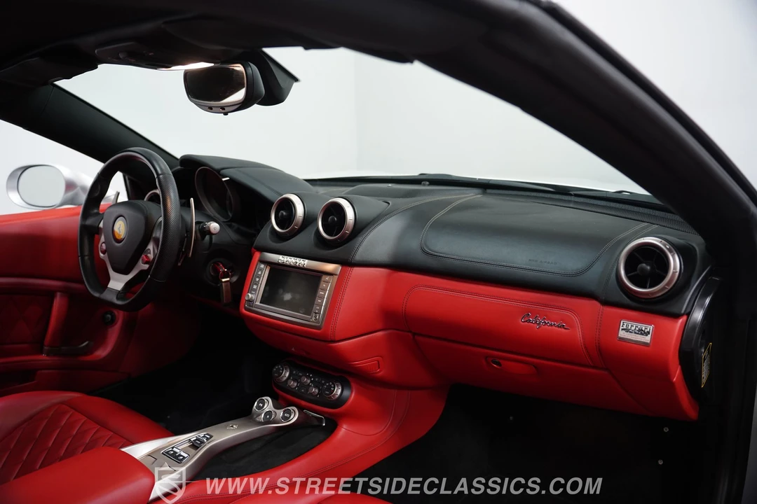 2010 Ferrari California - Image 28 of 31