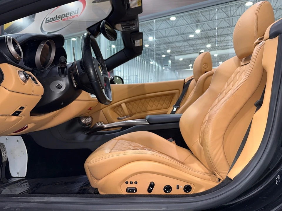 2010 Ferrari California - Image 13 of 31