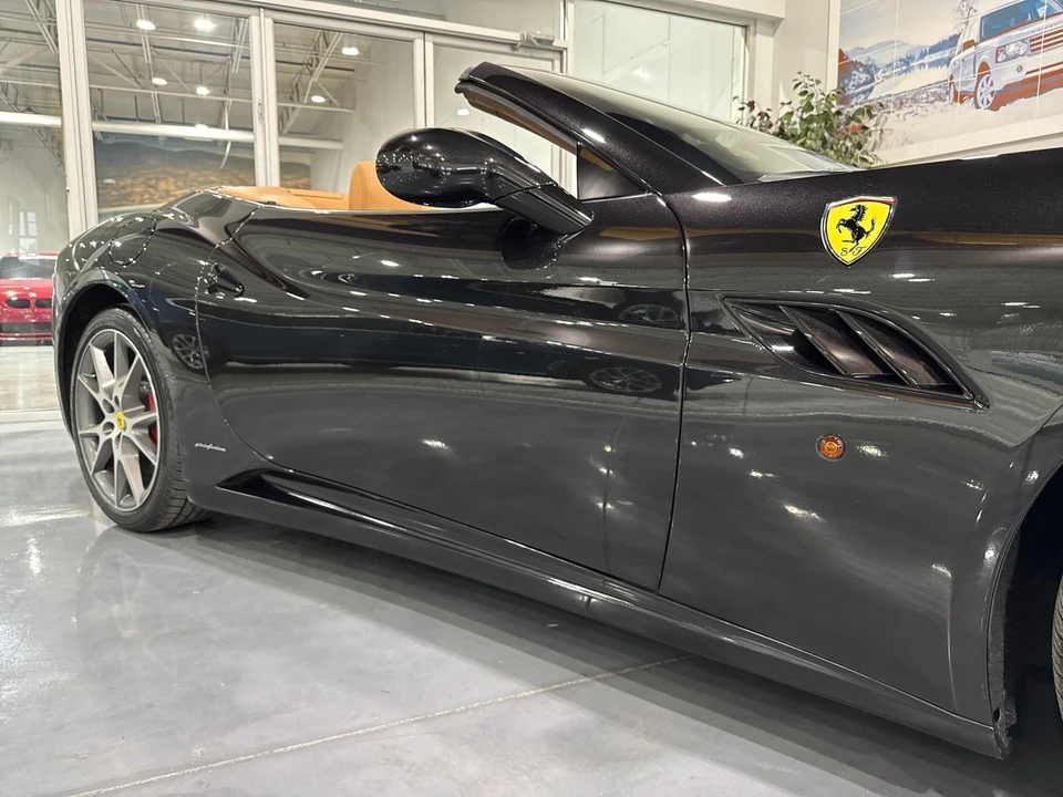2010 Ferrari California - Image 25 of 31
