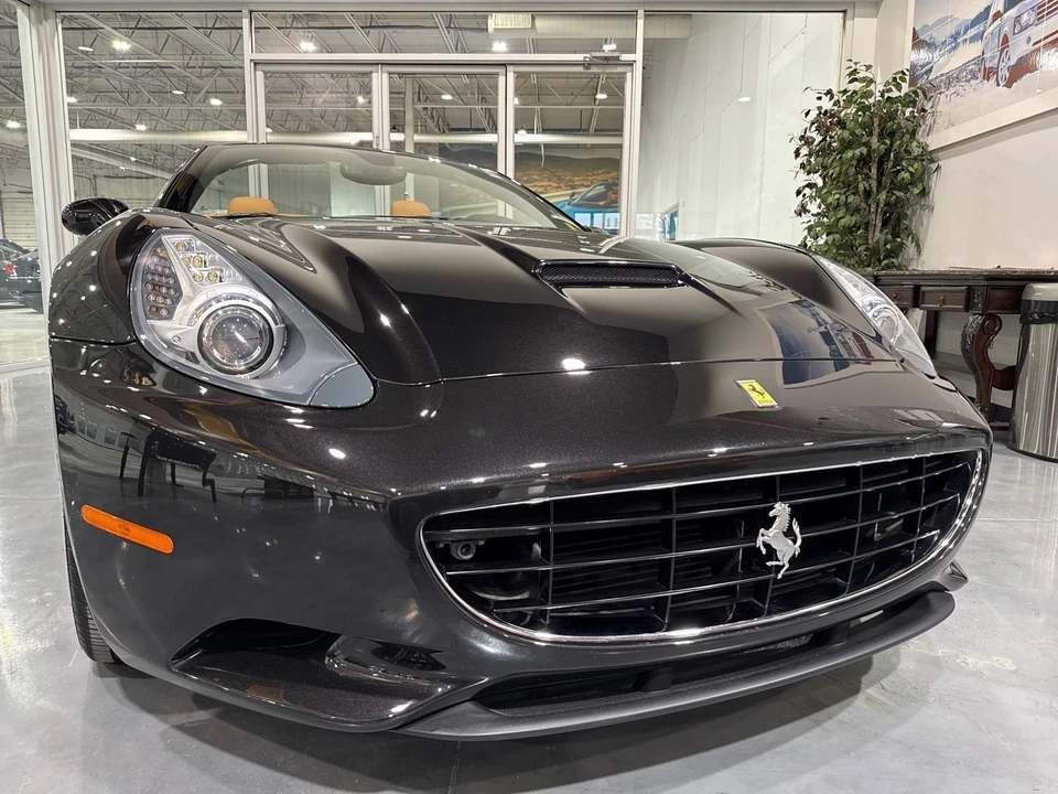 2010 Ferrari California - Image 27 of 31