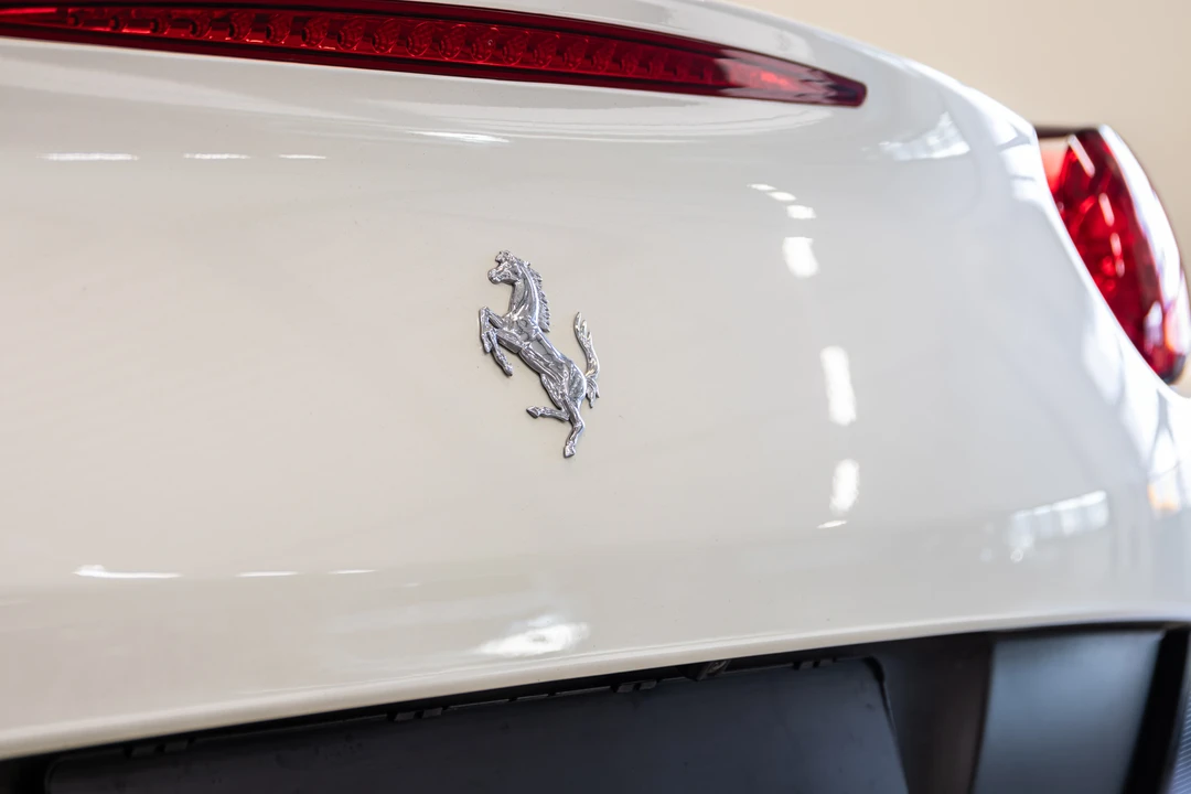 2010 Ferrari California - Image 13 of 31
