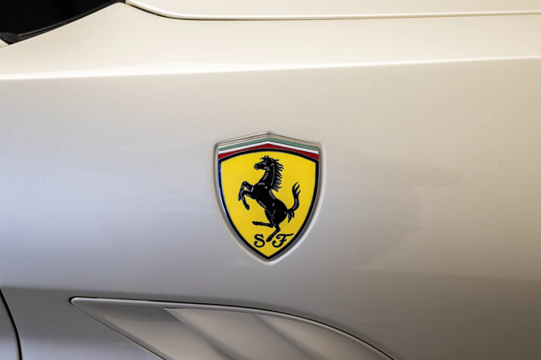 2010 Ferrari California - Image 19 of 31