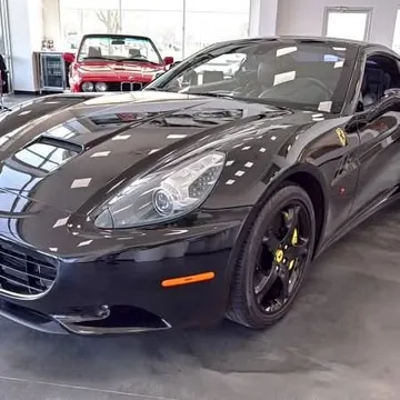 2010 Ferrari California 2D Convertible