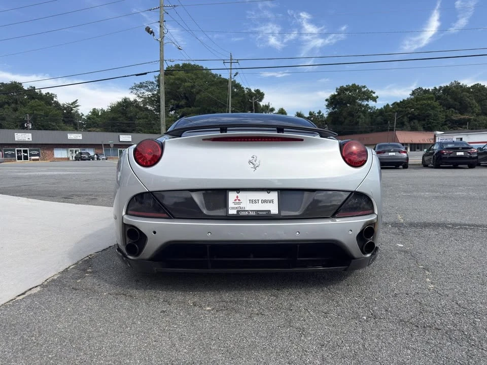2010 Ferrari California - Image 6 of 20