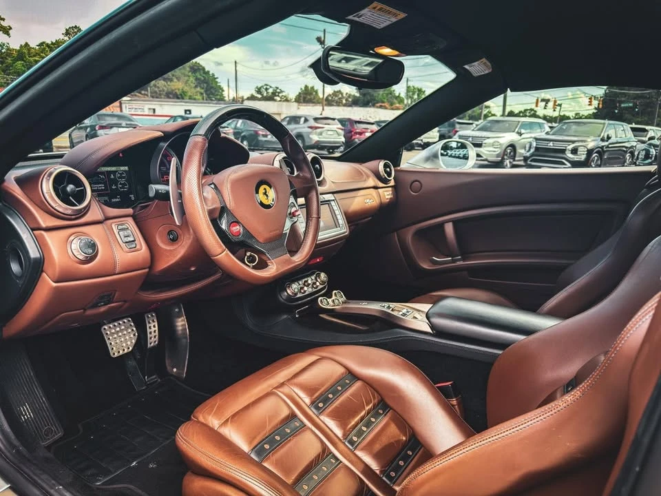 2010 Ferrari California - Image 3 of 20