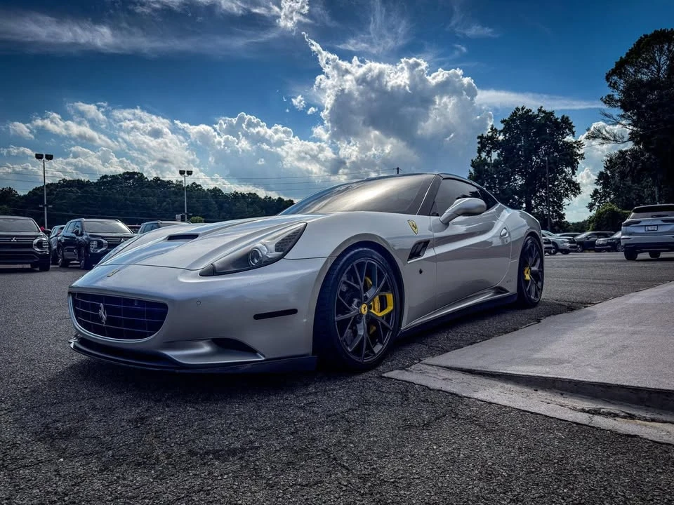 2010 Ferrari California - Image 9 of 20