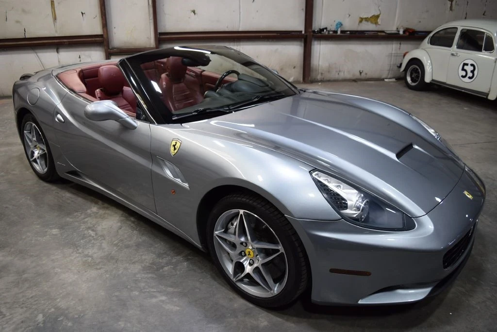 2010 Ferrari California - Image 13 of 21