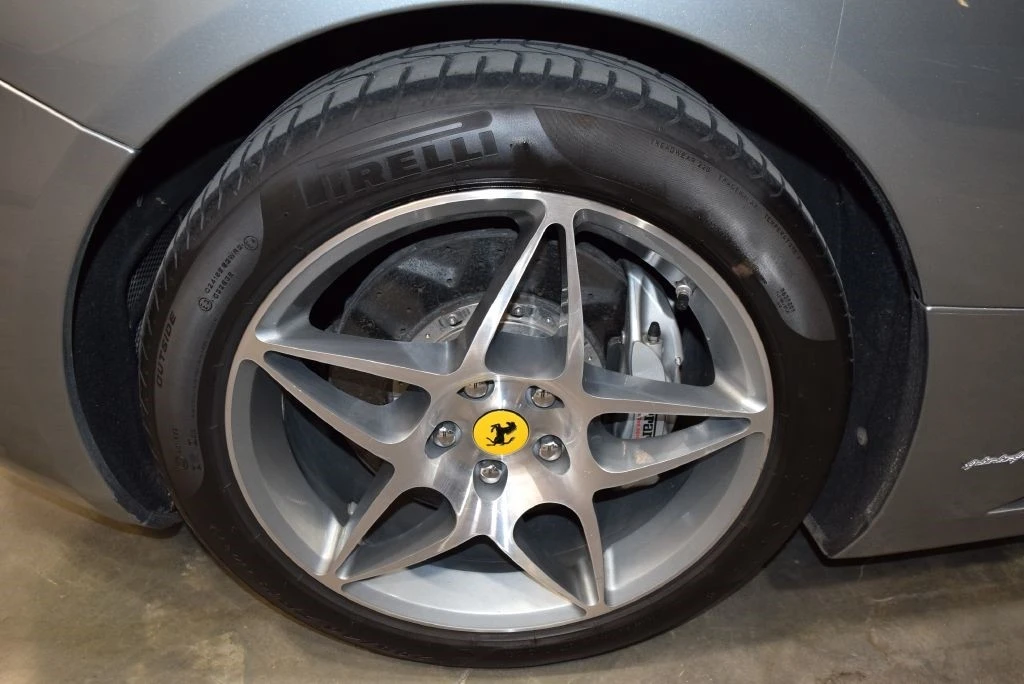 2010 Ferrari California - Image 17 of 21