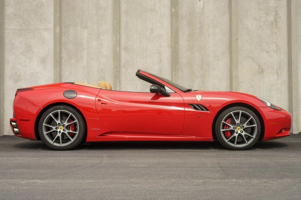 2010 Ferrari California - Image 3 of 21