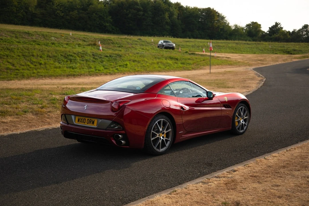 2010 Ferrari California - Image 26 of 30