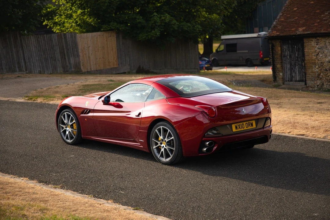 2010 Ferrari California - Image 27 of 30