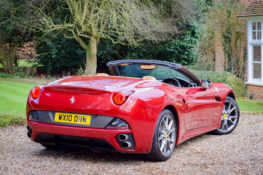 2010 Ferrari California - Image 13 of 30
