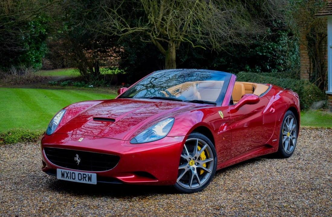2010 Ferrari California - Image 2 of 30