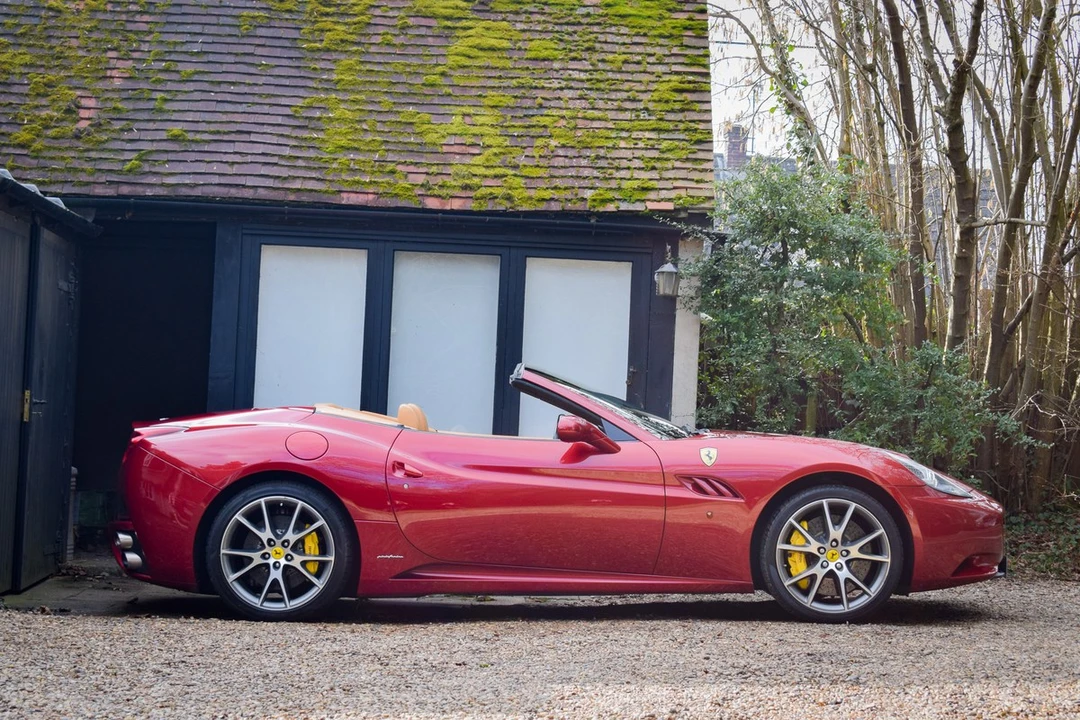 2010 Ferrari California - Image 10 of 30