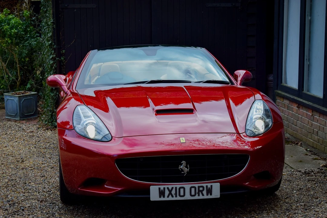 2010 Ferrari California - Image 12 of 30