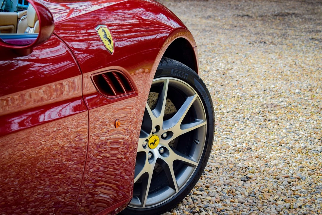 2010 Ferrari California - Image 20 of 30