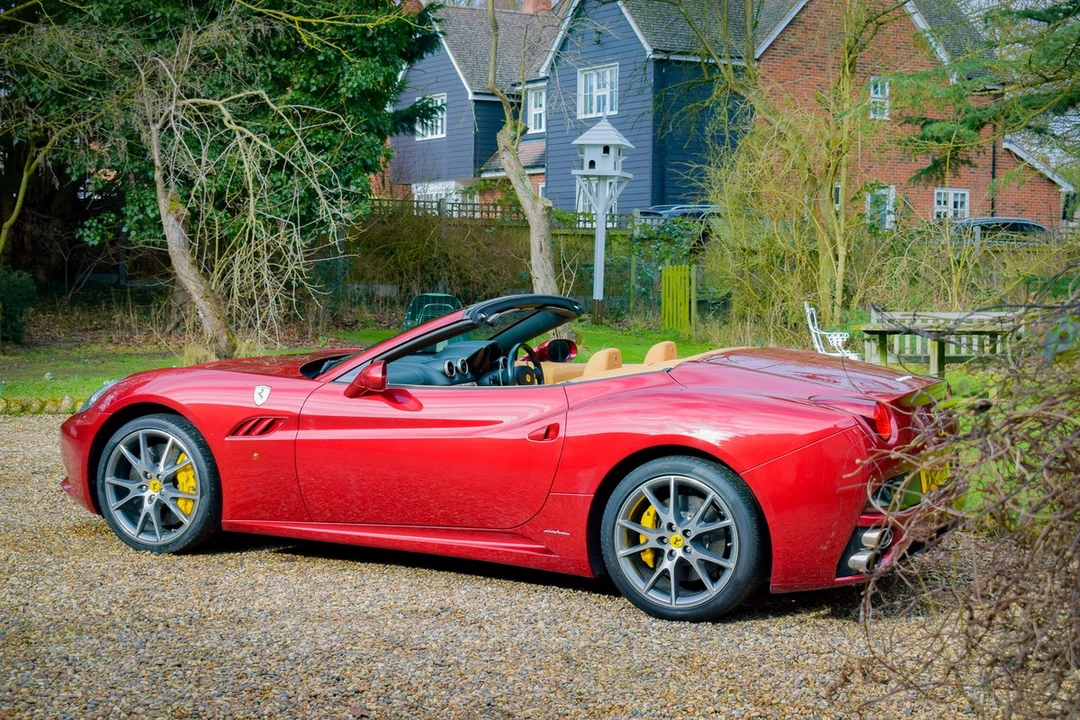 2010 Ferrari California - Image 15 of 30