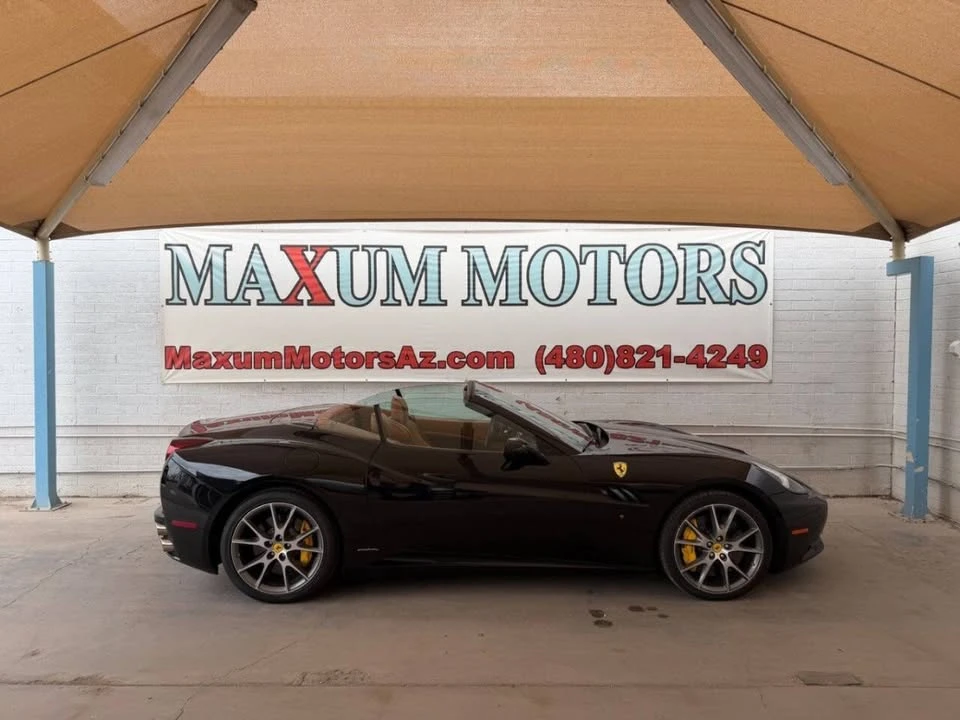 2010 Ferrari California - Image 2 of 12