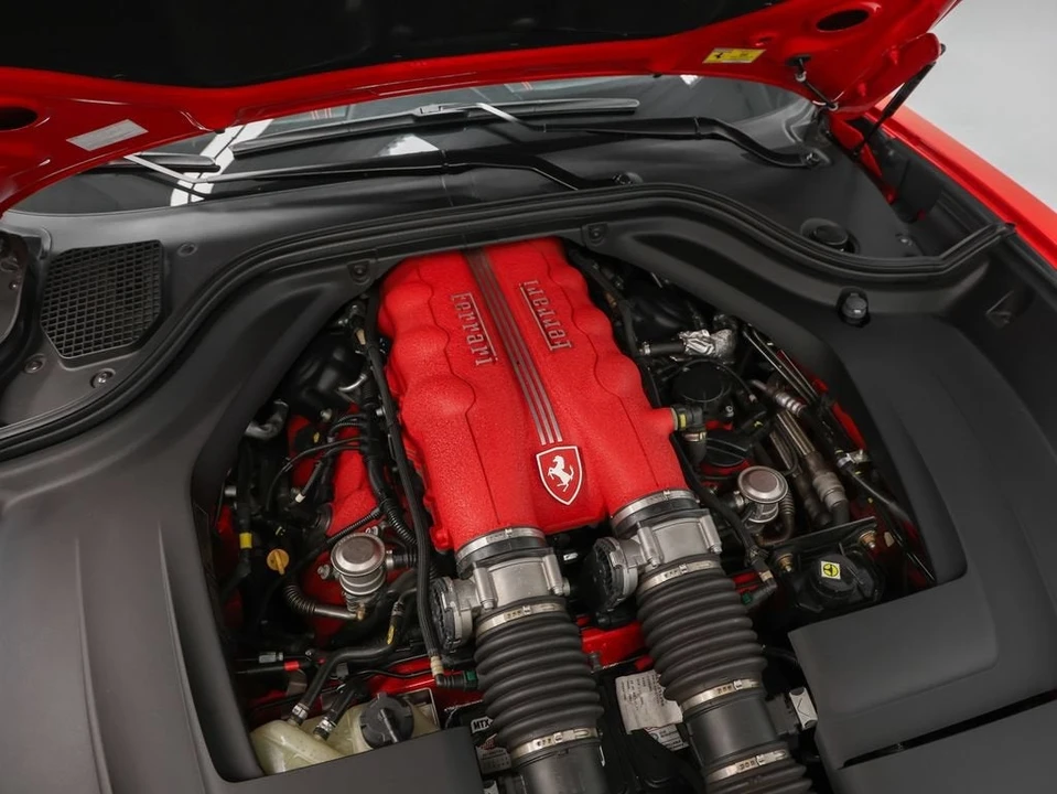 2010 Ferrari California - Image 15 of 31