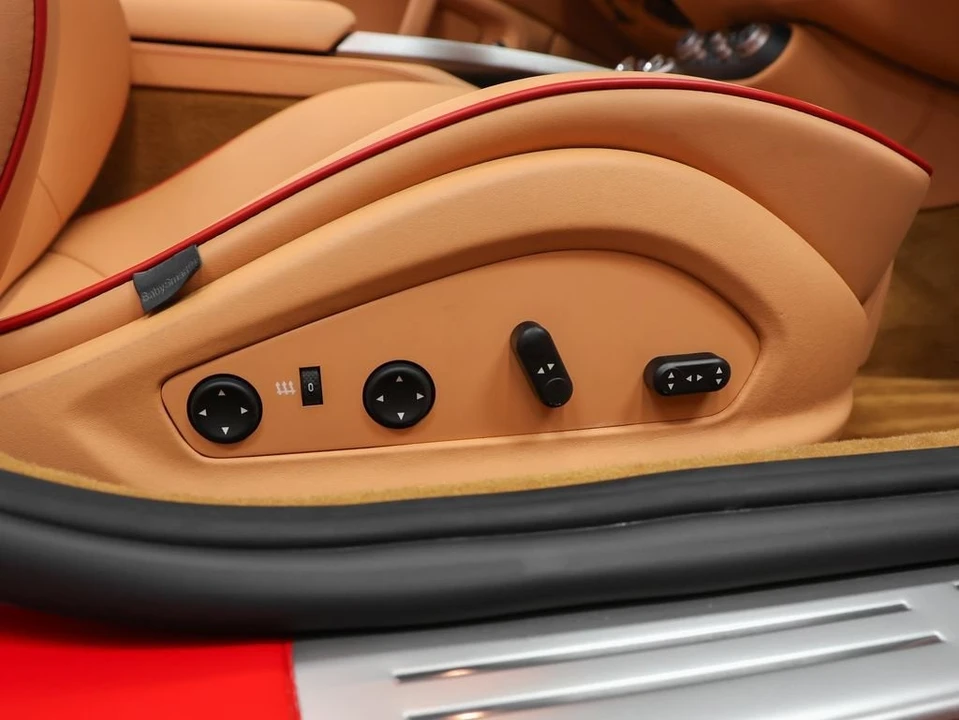 2010 Ferrari California - Image 22 of 31