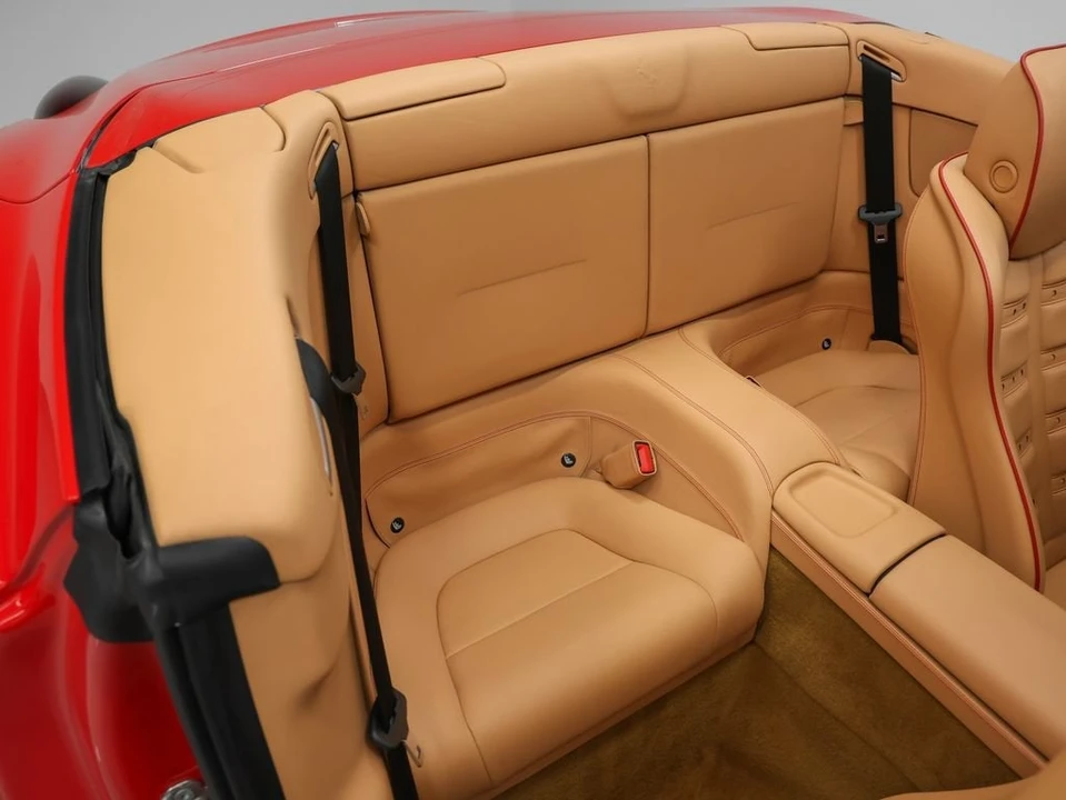2010 Ferrari California - Image 23 of 31