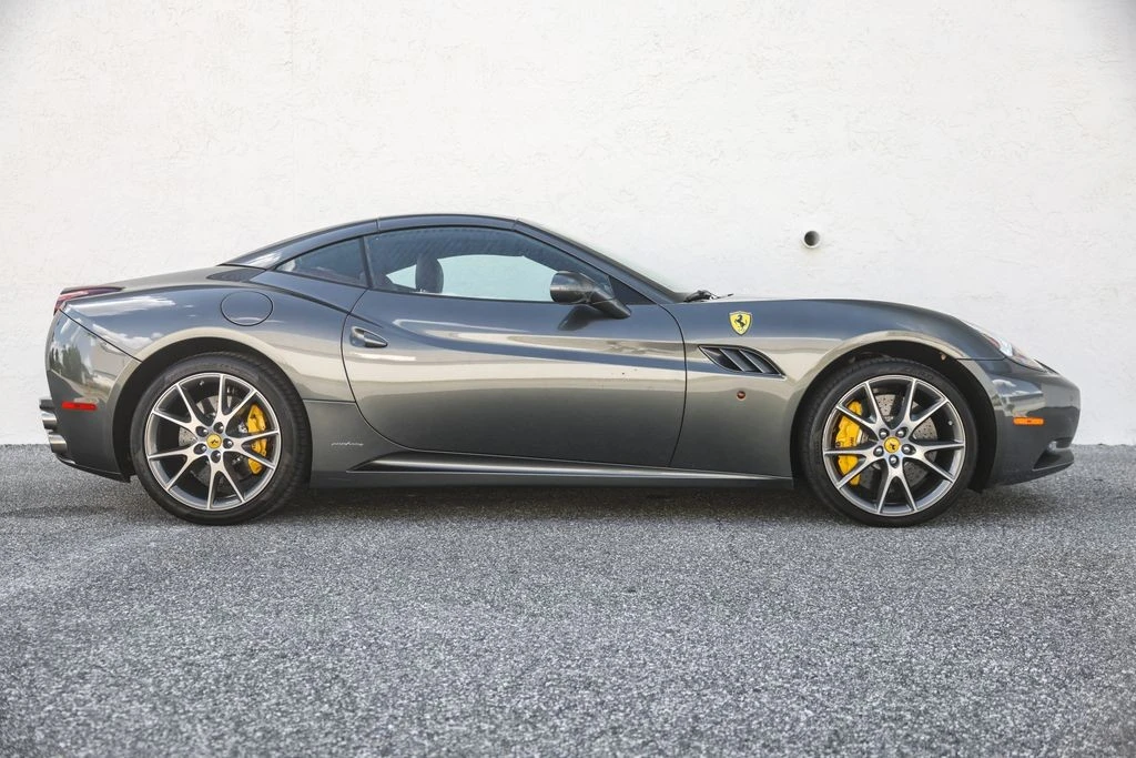 2010 Ferrari California - Image 24 of 31