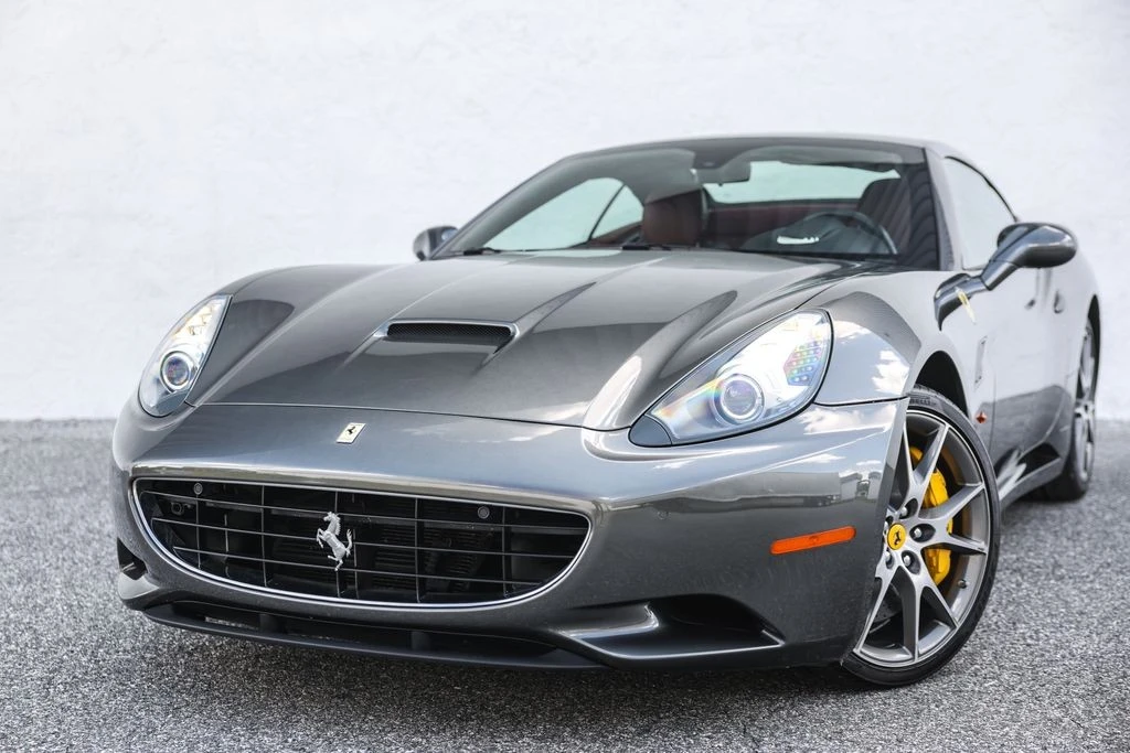 2010 Ferrari California - Image 12 of 31