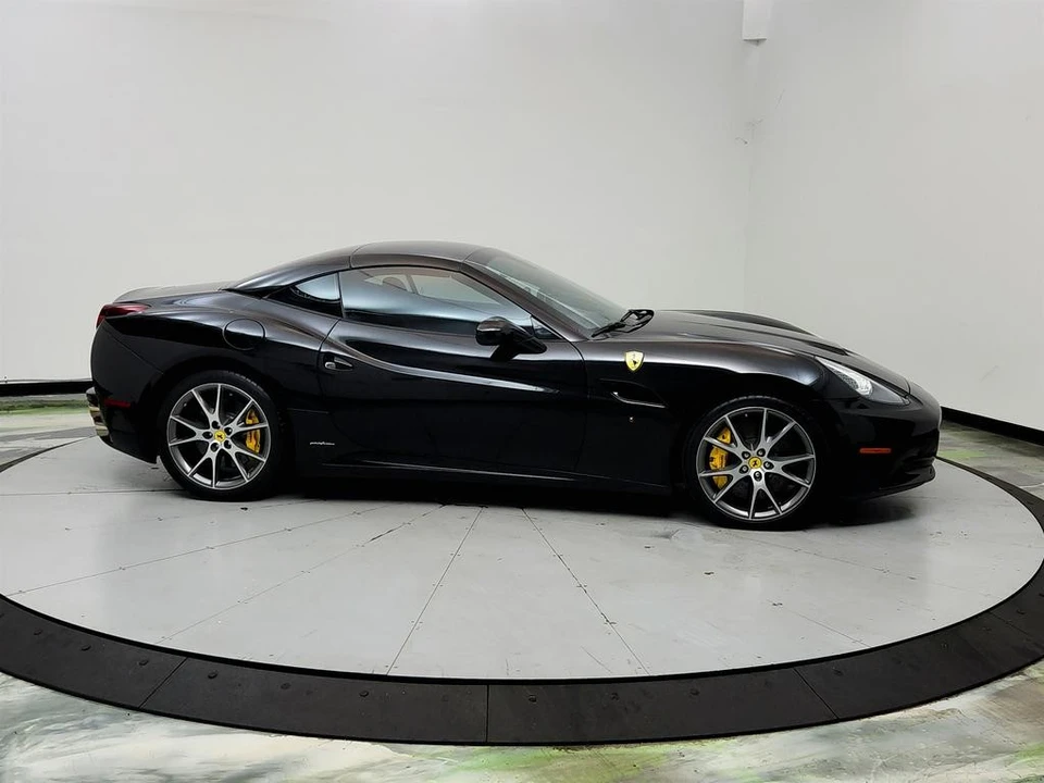 2010 Ferrari California - Image 4 of 31