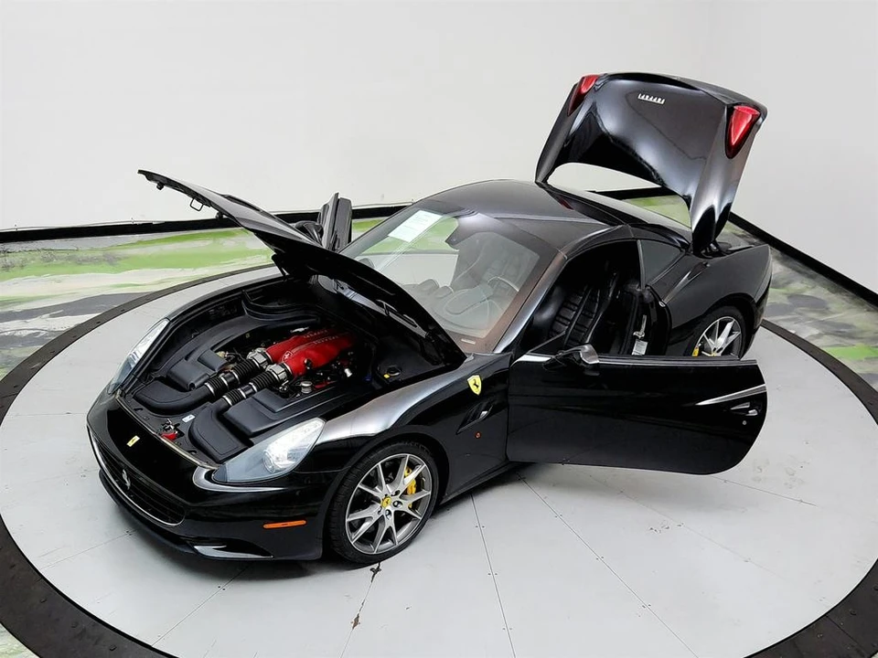 2010 Ferrari California - Image 31 of 31