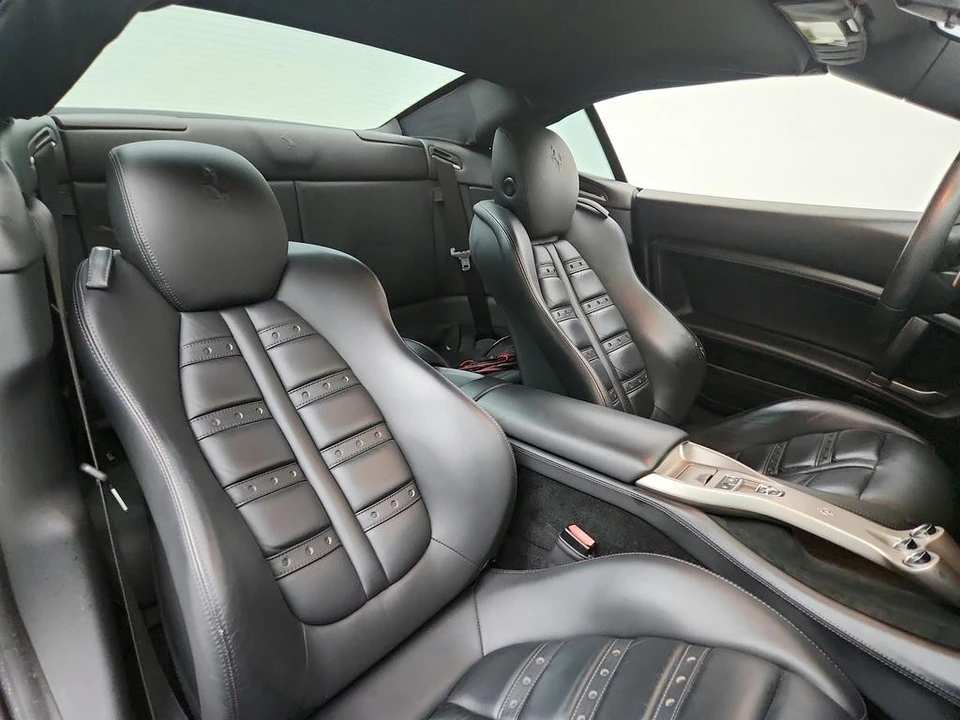 2010 Ferrari California - Image 23 of 31