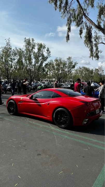 2010 Ferrari California - Image 3 of 8
