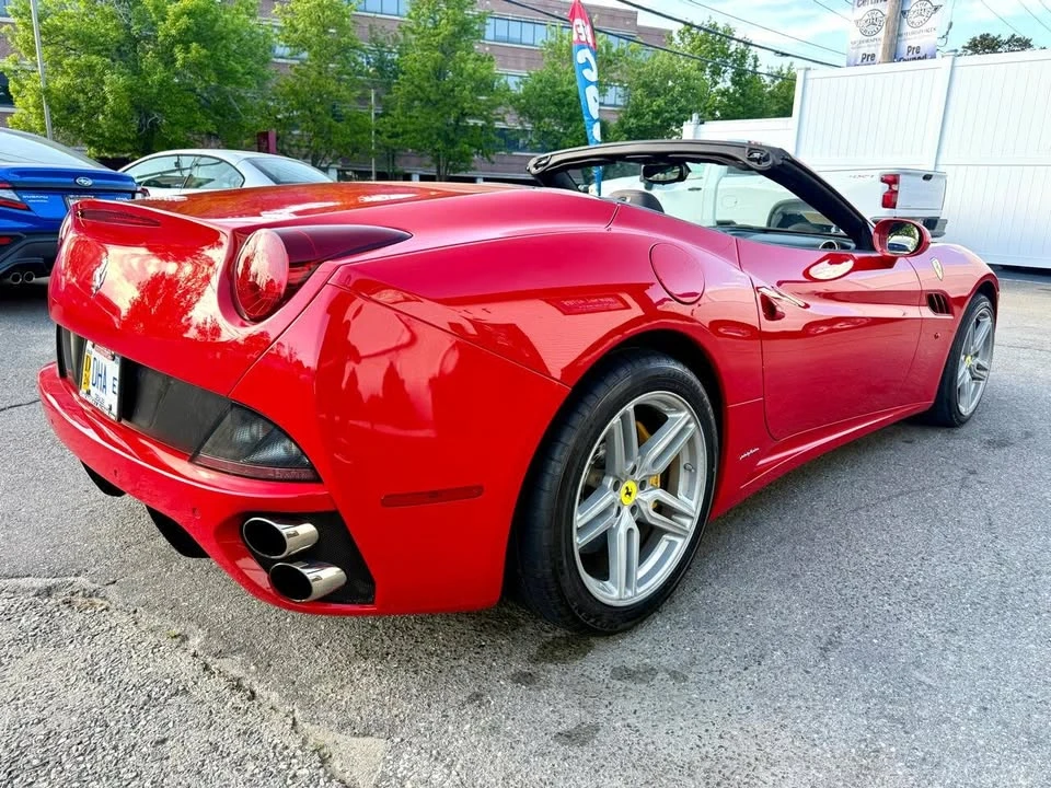 2010 Ferrari California - Image 5 of 20